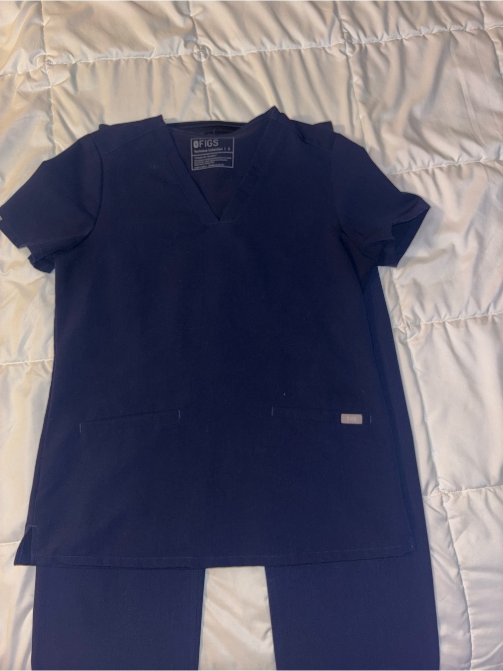 Figs Navy scrub set